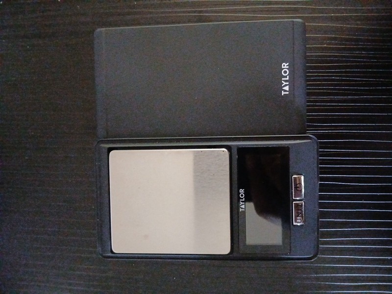 Taylor High-Precision Digital Portioning Scale with Cover, 16OZ/500G, Black gallery