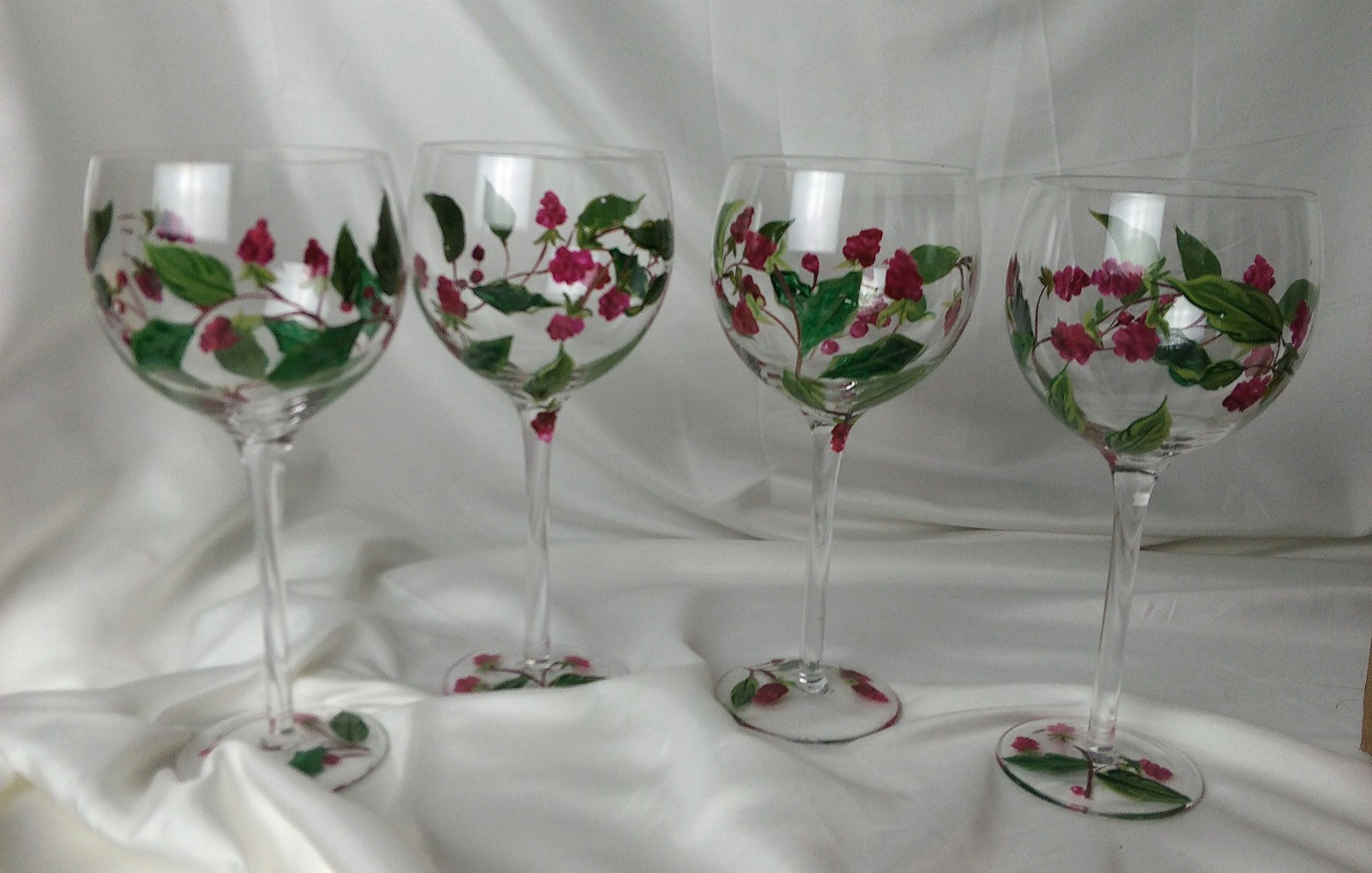 HAND PAINTED BERRIES AND VINE WINE GLASSES SET OF 4 gallery
