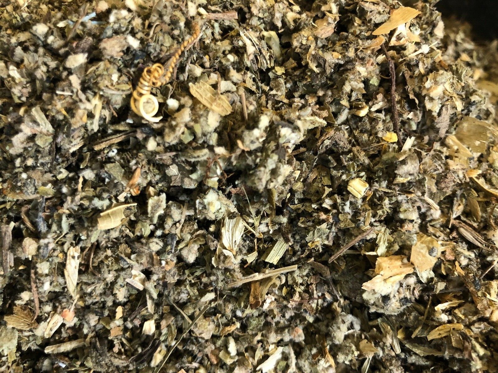 Lobelia Wild Lettuce Hops Lemon Balm CAPoppy Mullein Passionflower - No.39 Blend gallery