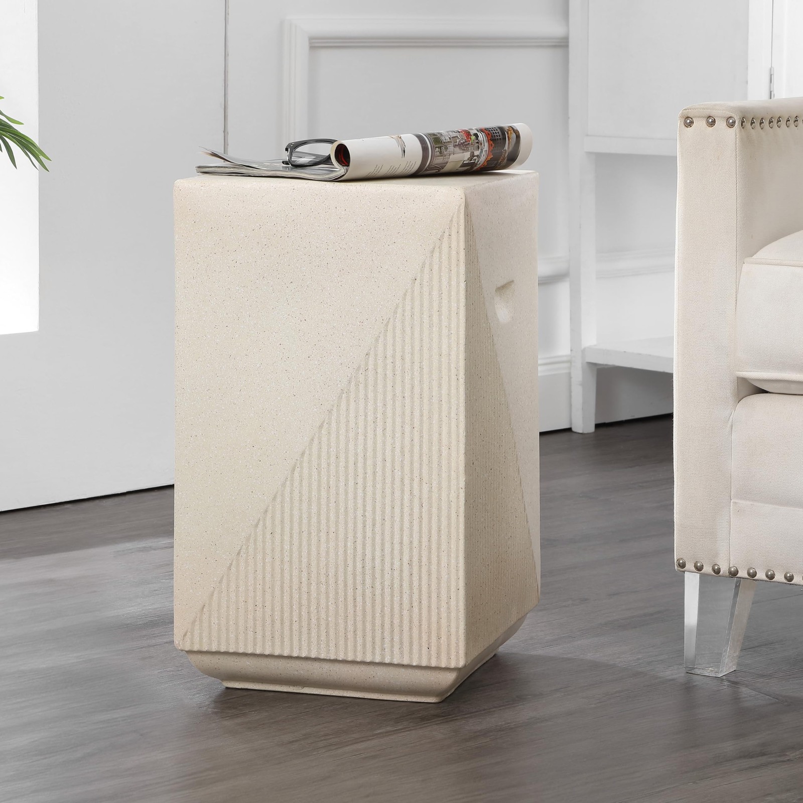 Jonathan Y Tbl1104A Adrian 20.75 Contemporary Minimalist Square Indoor/Outdoor gallery