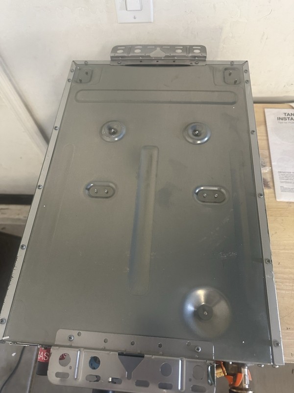 Rheem Performance 9.5 GPM Non-Condensing Liquid Propane Tankless Water Heater gallery