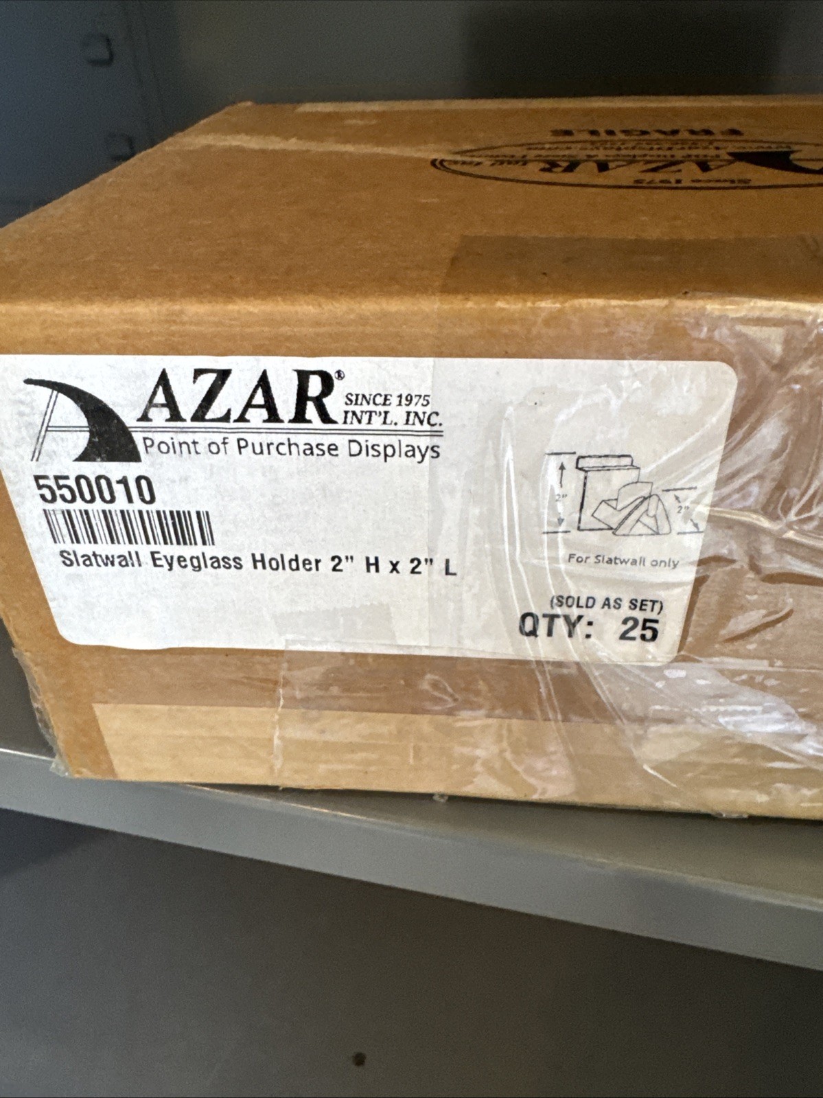 Azar Displays Interlocking Eyeglass Holder for Slatwall, 25-Pack gallery