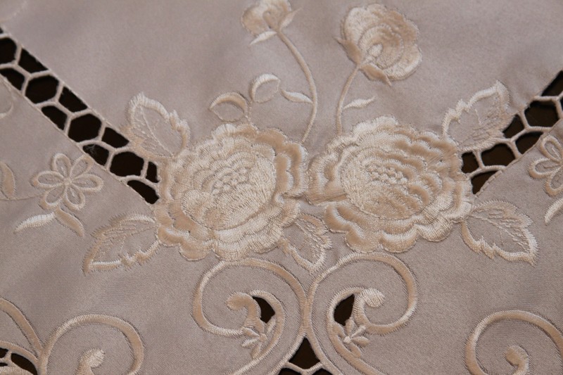 Rectangle 54x72" White Polyester Embroidered Tablecloth Napkins Wedding Bridal gallery