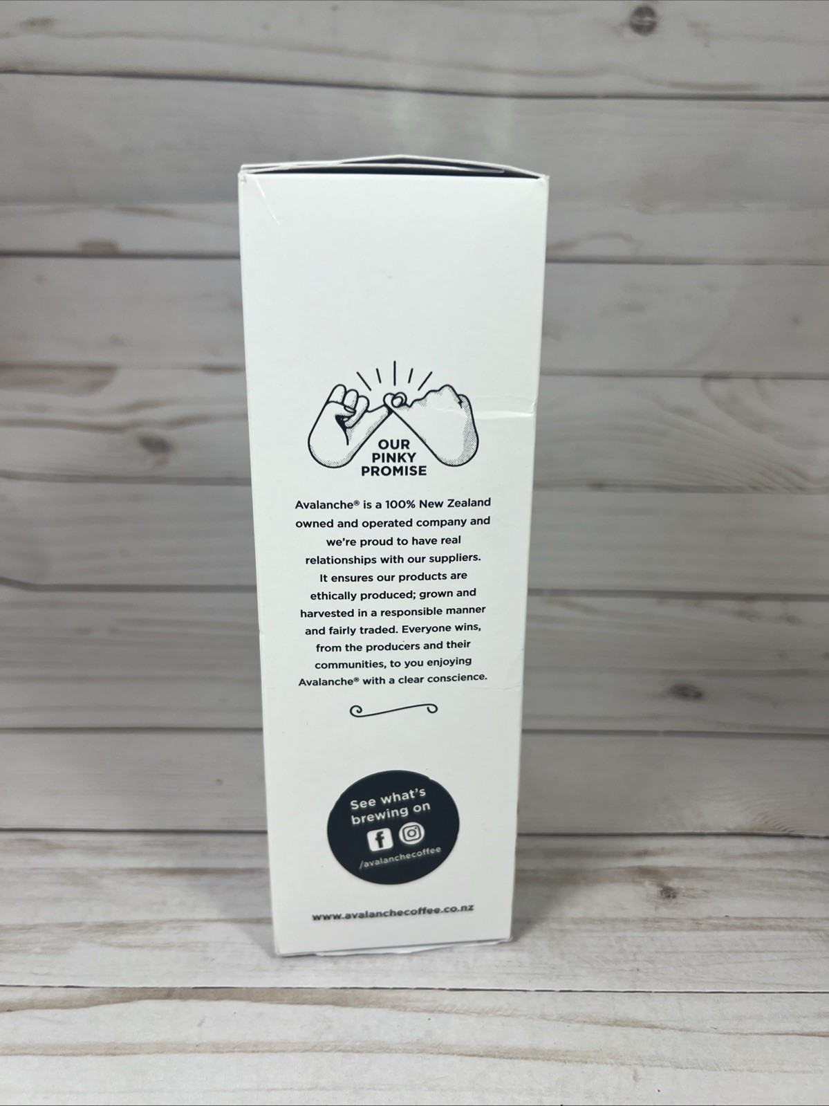 Avalanche Chai Turmeric Latte Cafe Style Coffee Drink Mix 10-sticks 11/26 gallery