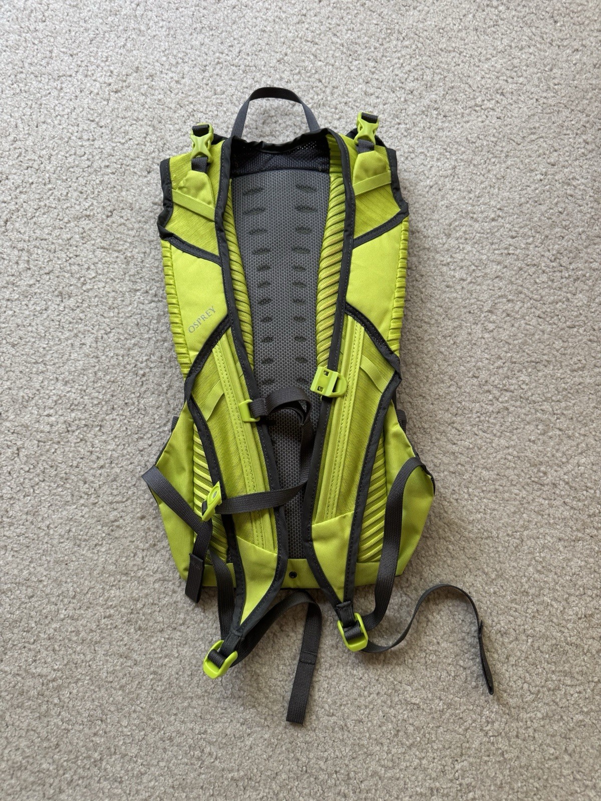 Osprey Katari 3 Hydration Pack/Backpack. Bladder Not Included 2