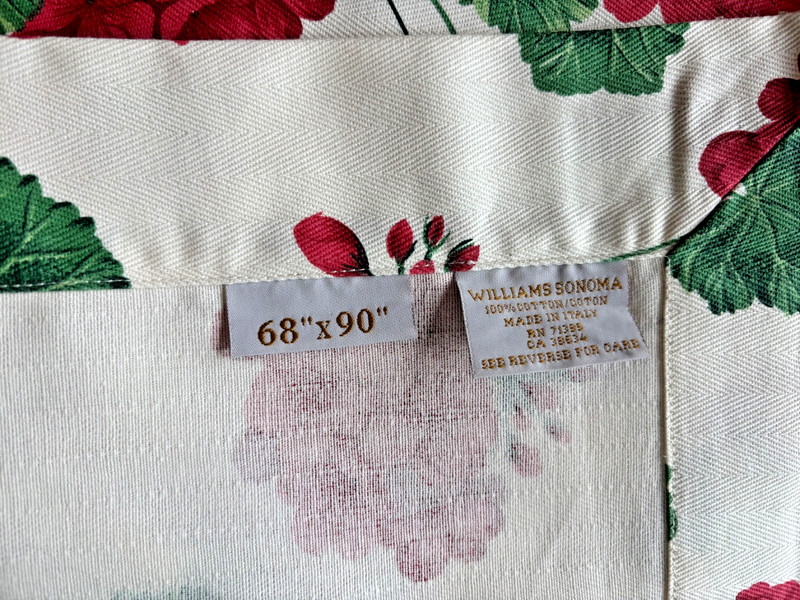 Williams Sonoma Tablecloth Geranium Red 68 X 90 100% Cotton Made in Italy gallery