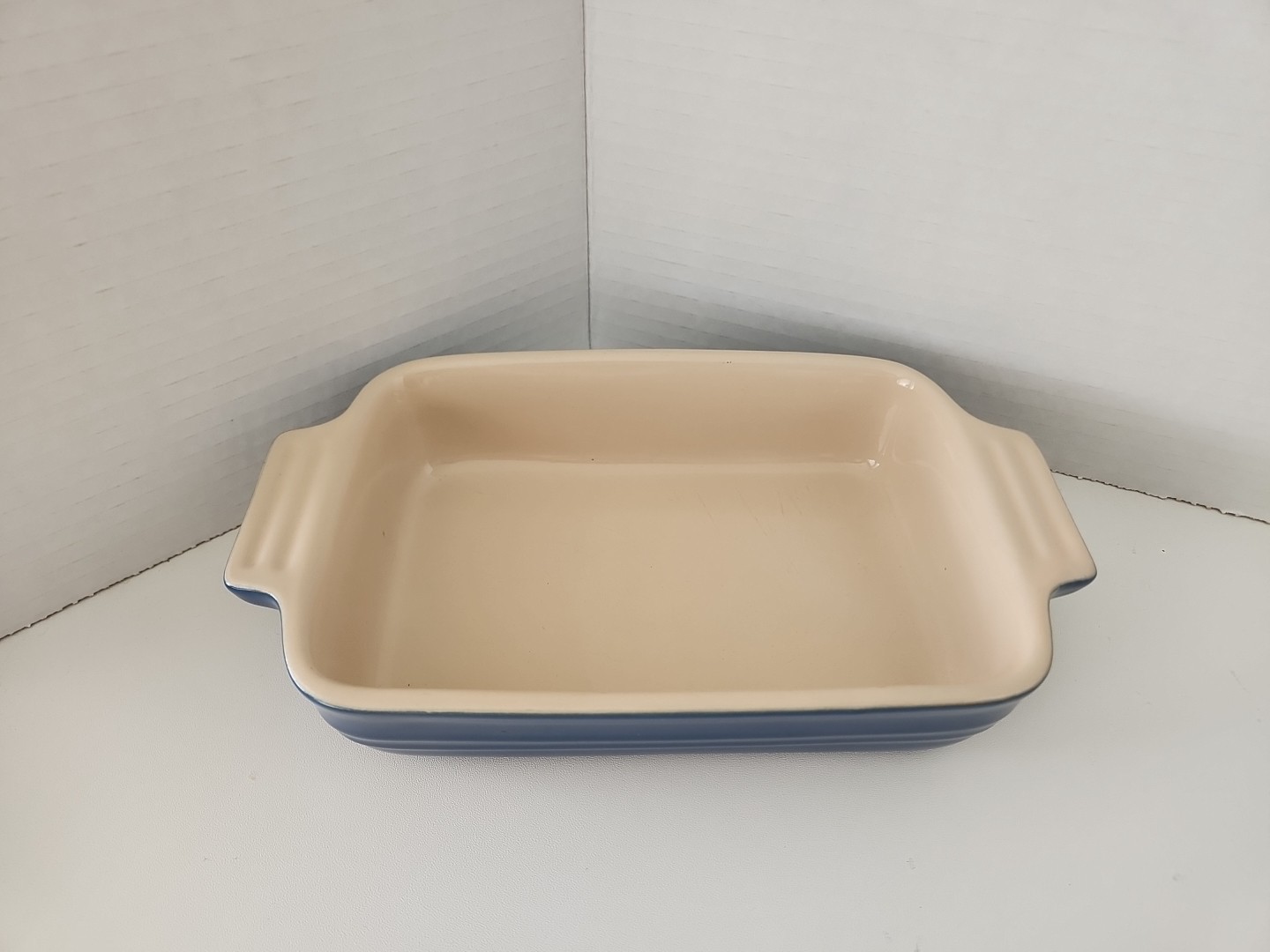 LE CREUSET 16-21 Stoneware Rectangular Baking Casserole 8”x6”x2.5" Blue Tan gallery