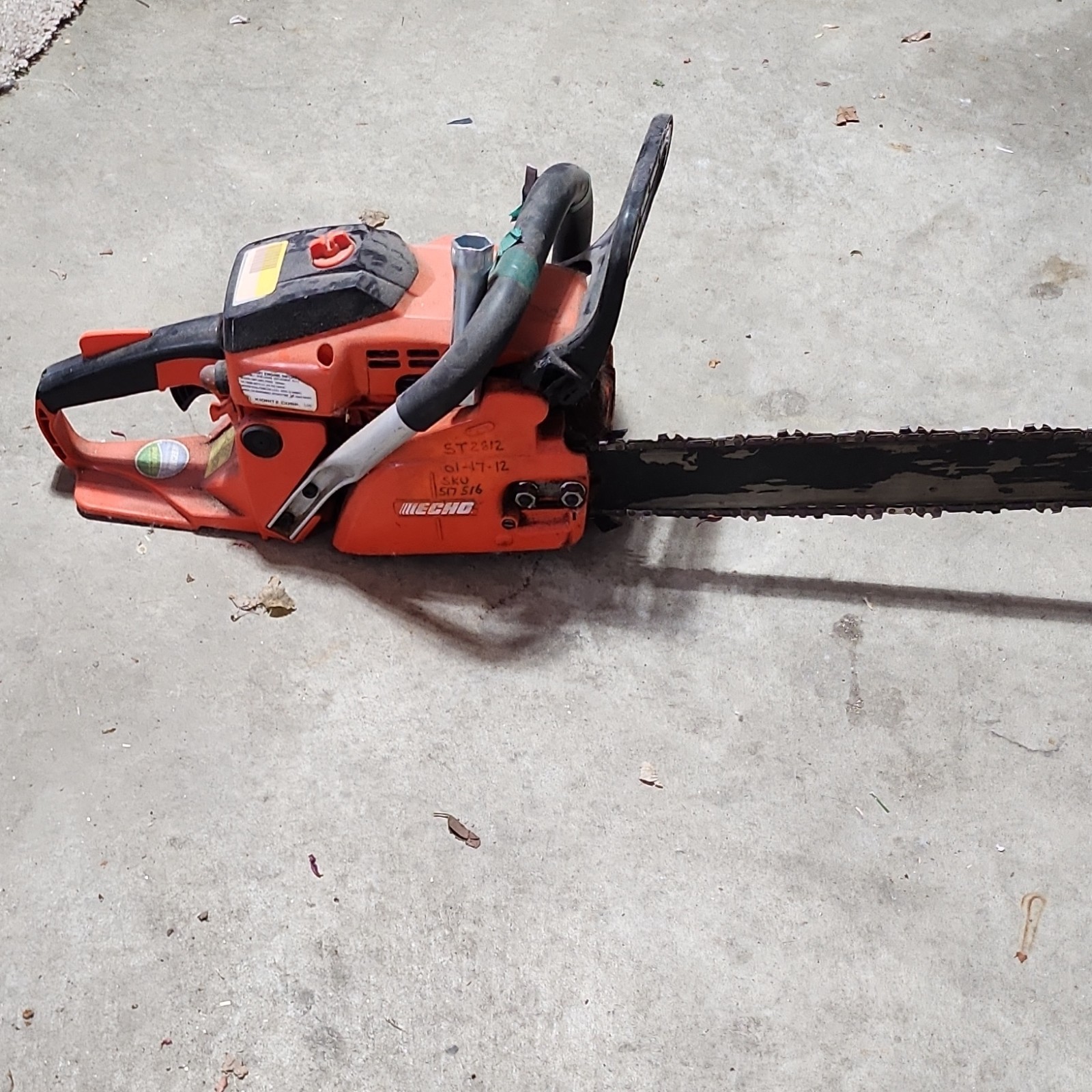 ECHO Gasoline Chainsaw Two-Handed Grip Front-Hand Guard Orange/Black gallery