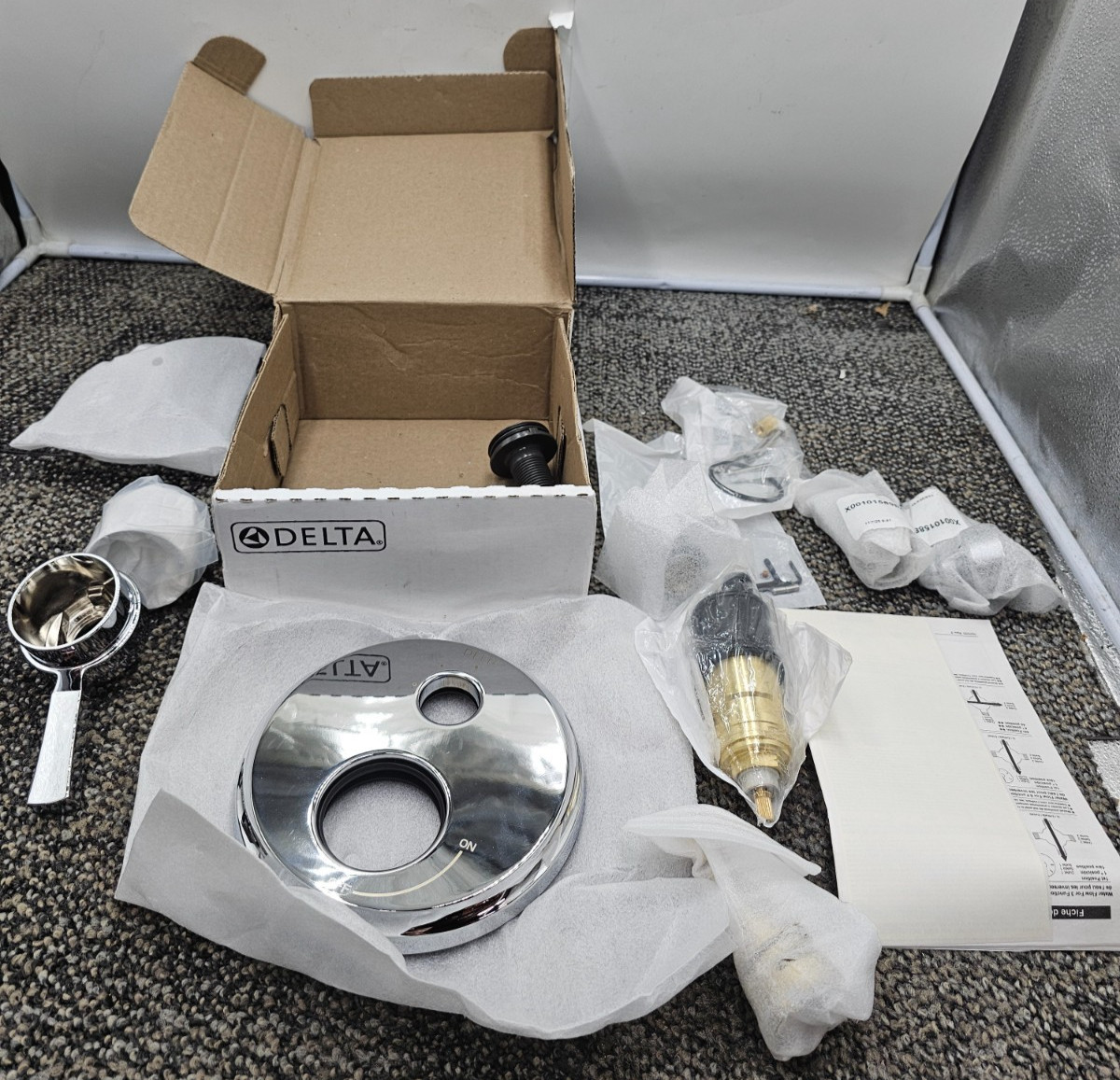 DELTA T27T856 Dorval Traditional 2-Handle Monitor 17T Series Valve Trim Chrome gallery