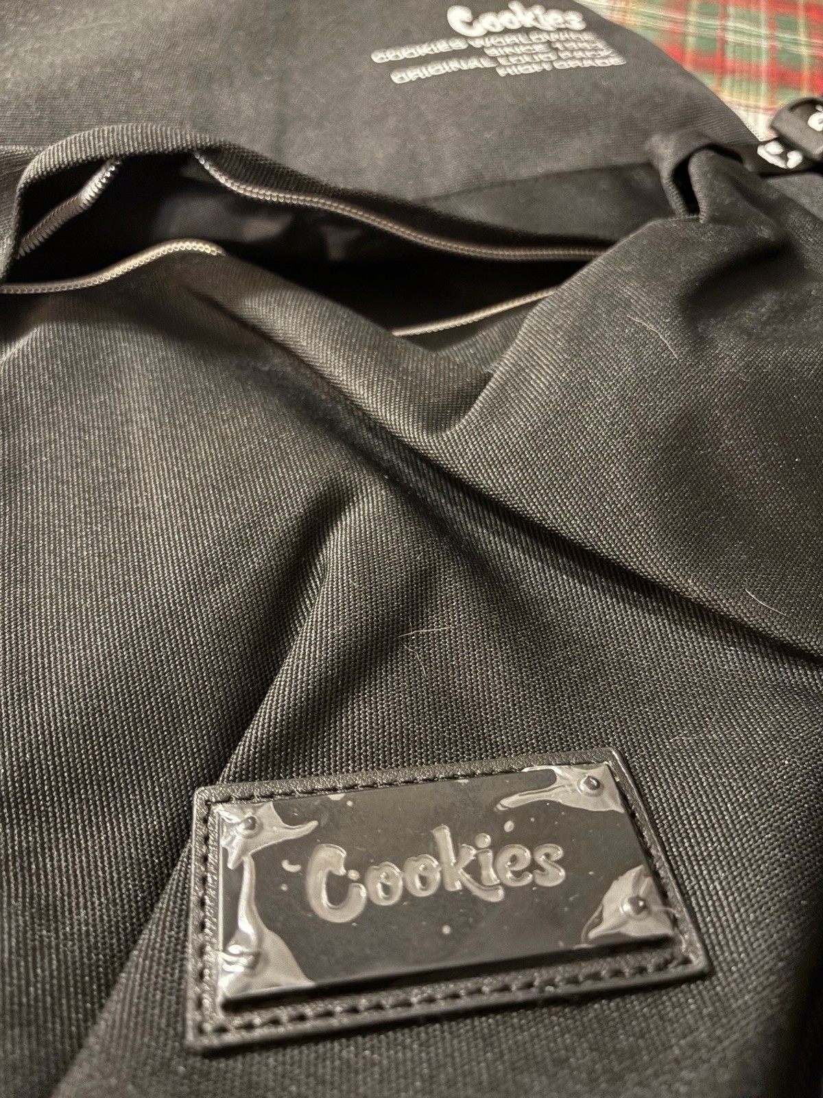 Cookies Smell Proof Backpack Black Zip Closure 3