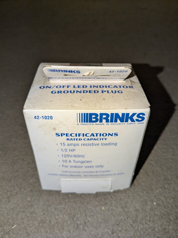 Brinks 42-1020 Mechanical Timer Grounded Plug 120V For Indoor Use Only gallery