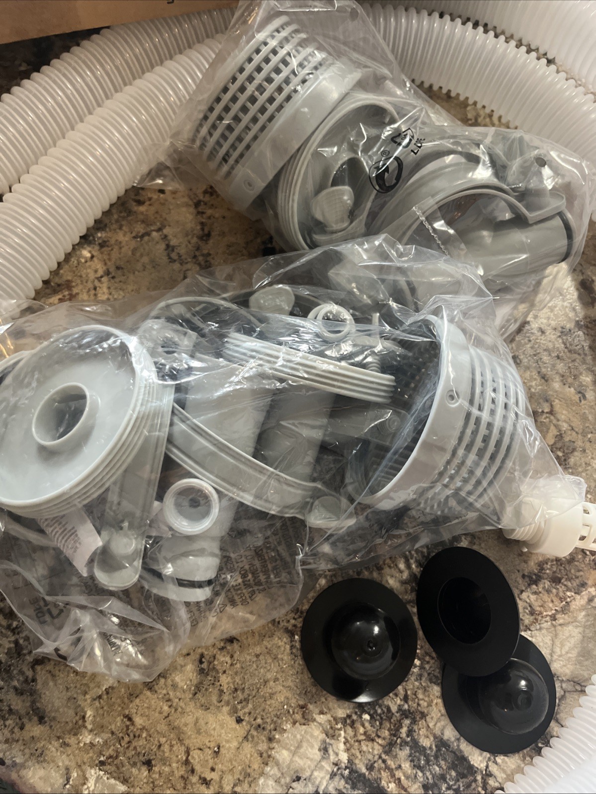Intex Pool Pump Kit Model 12352#P1 with Hoses and Fittings – New in Box gallery
