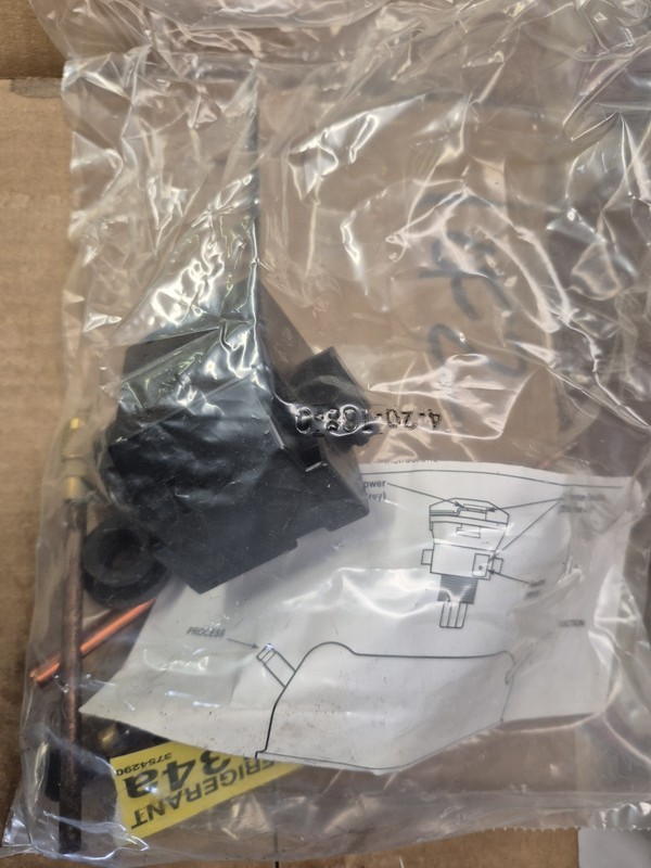 Sub Zero Compressor Kit Part# 4201880 New Old Stock gallery