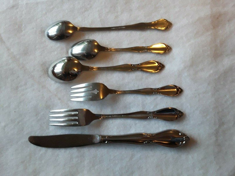 Chatelaine Oneida Dinner fork salad, knife, soup, teaspoon, ice tea spoon CHOICE gallery