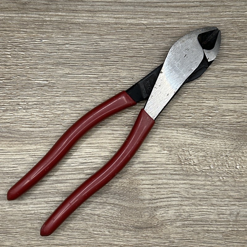 Klein Tools D228-8 High Leverage Diagonal Cutting Pliers 8” Made In USA gallery