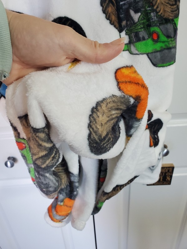 Monster Jam Oversized Plush Throw Blanket 90in X 90in White 🔥 Exclusive 2025 gallery
