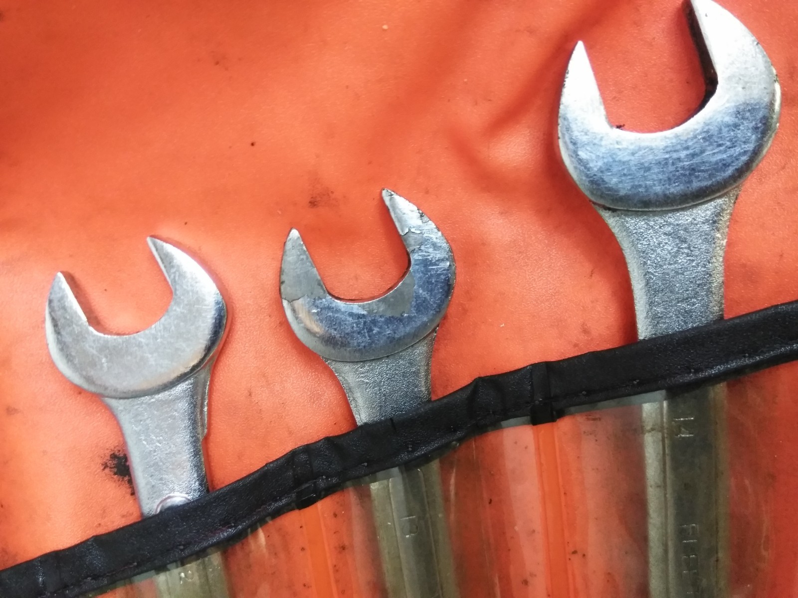 VTG. FLEETWOOD 11-PC METRIC COMBONATION WRENCH SET ( 7MM TO 19MM) IN POUCH gallery