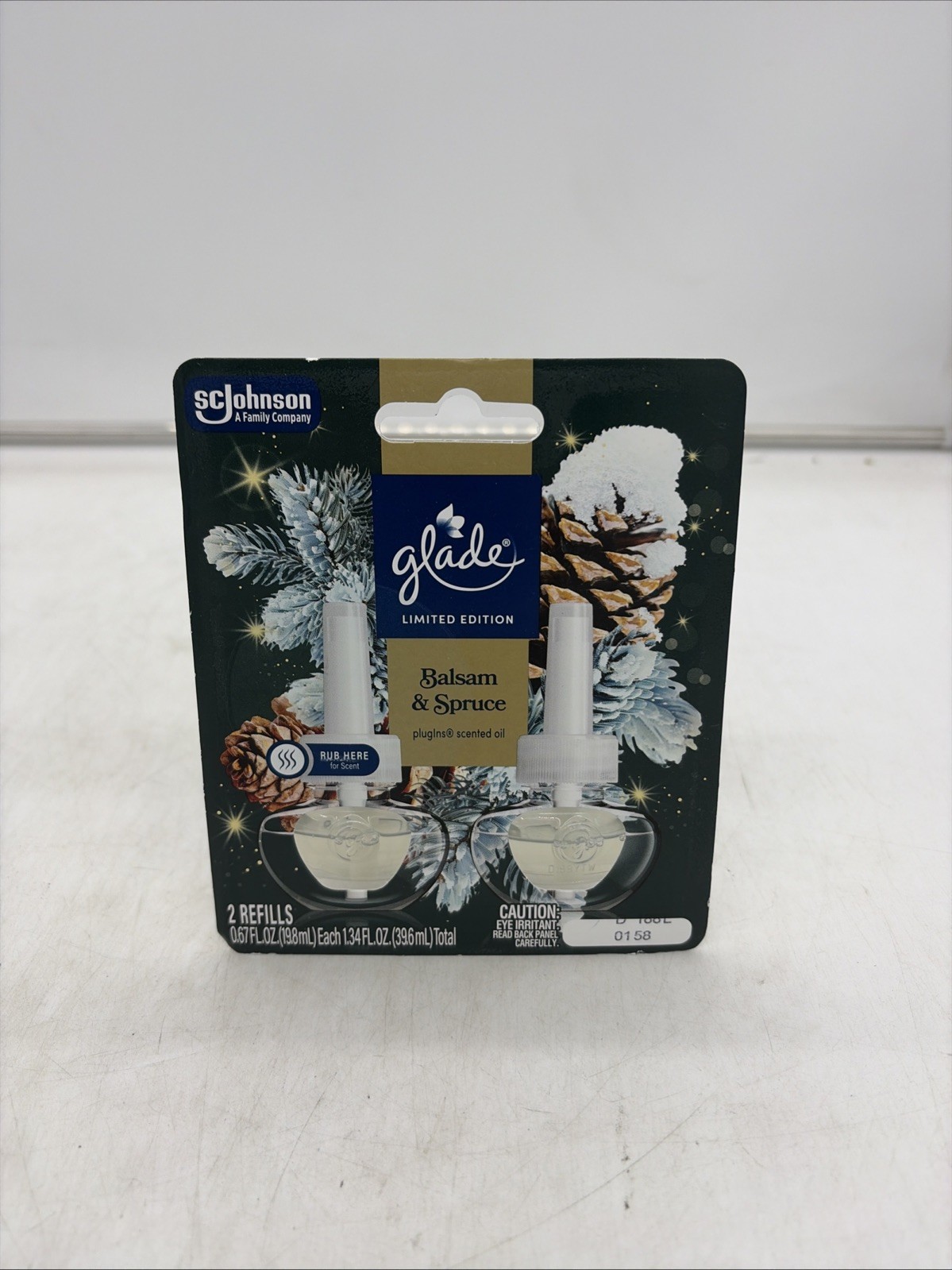 2 Count Glade Plugins Scented Oil Refills - Balsam & Spruce Christmas Pine Oil gallery