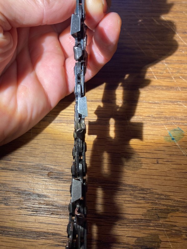 16" PowerCut Square Ground Chisel Chain 3/8 Pitch .050 Gauge 60 DL, 72CL060G gallery