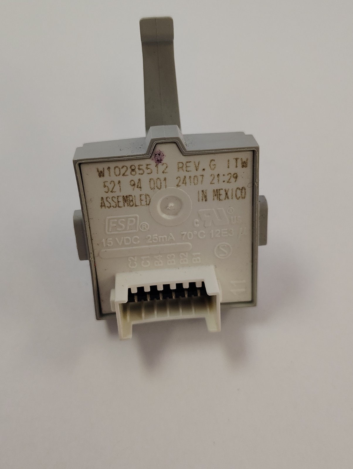 Whirlpool Washer Temperature Switch (W10285512) gallery