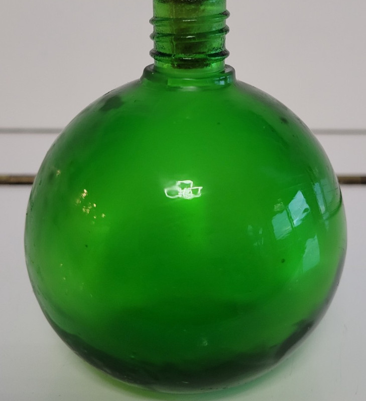EMERALD GREEN ROUND MINI DECORATIVE BOTTLE RED CORKED STOPPER 4 INCHES 4 OZS gallery