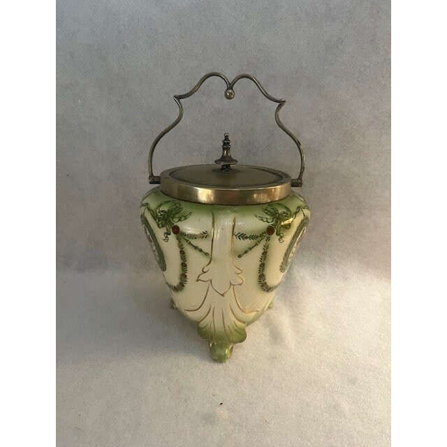 ANTIQUE Handle Crown Devon Green Biscuit Barrel SF&C Stoke On Trent FESTOON JAR gallery