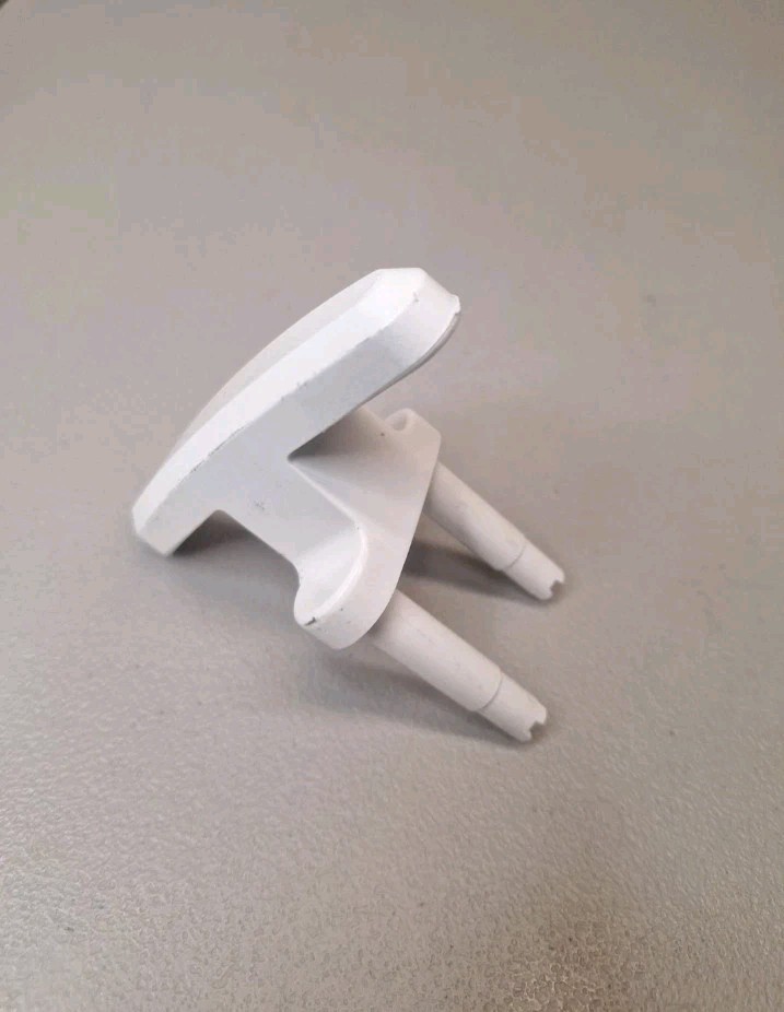 Clopay Garage Door Lift Handle White Color HANDLE New gallery