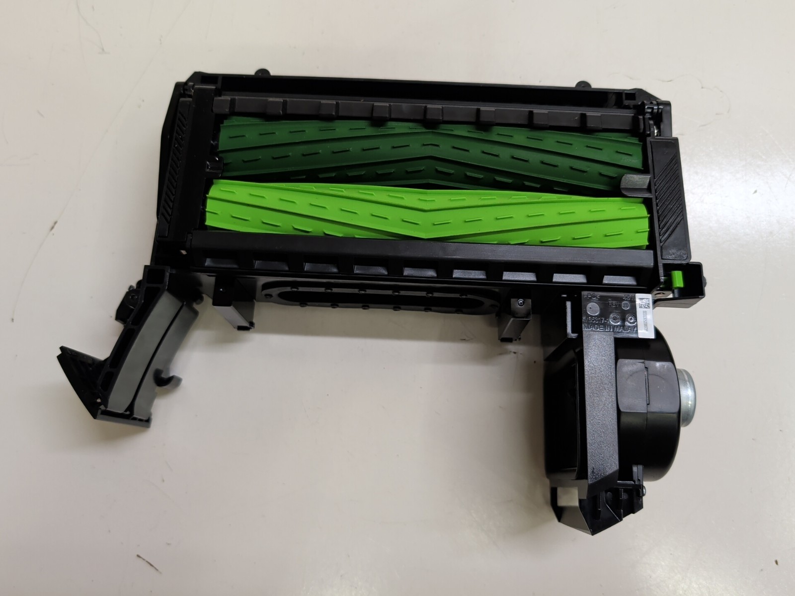 ~ Roomba Cleaning Head Module e6 i1 i2 i3 i4 i5 i6 i7 i8 J5 J6 J7 J8 chm Motor gallery
