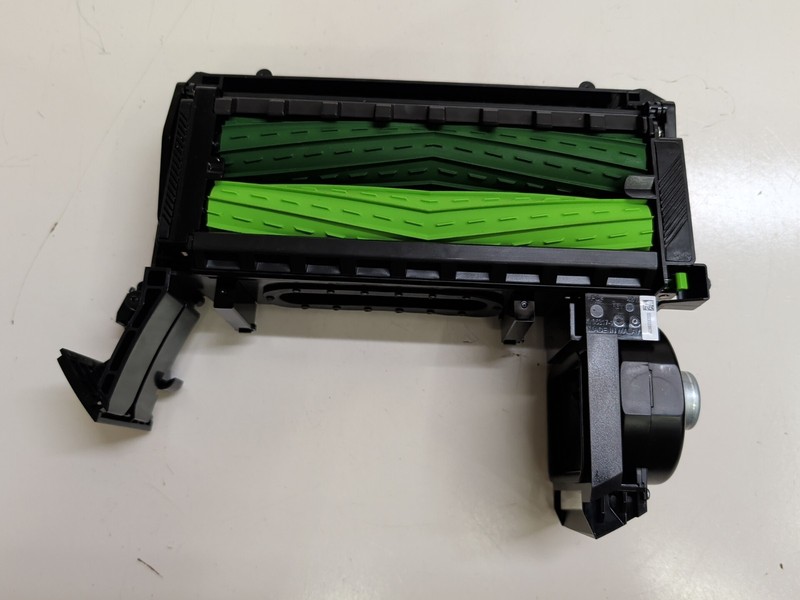 ~ Roomba Cleaning Head Module e6 i1 i2 i3 i4 i5 i6 i7 i8 J5 J6 J7 J8 chm Motor gallery