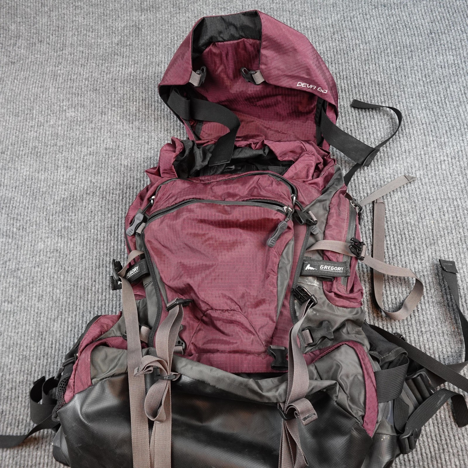 Gregory Deva 60 Backpack Womens Small Red 60L Hiking Backpacking Trail Pack 4