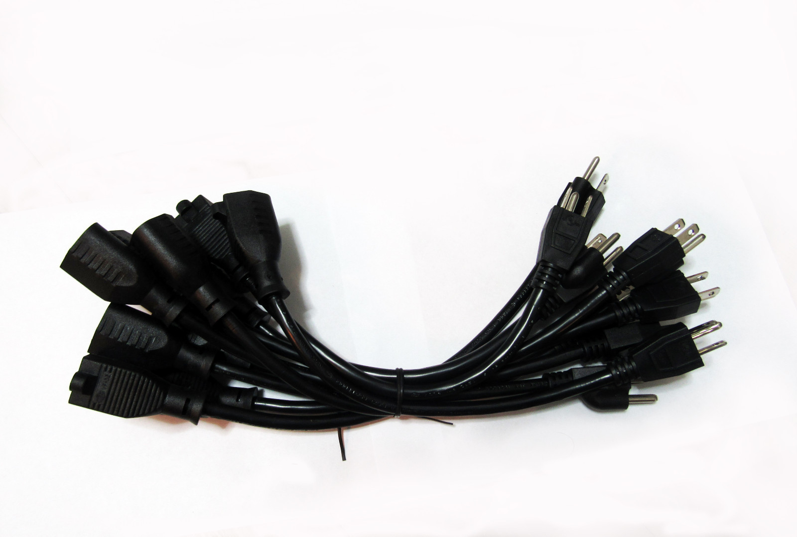 Skallo 10 Pack 1-Foot Upgraded Power Extension Cable Cord Strip Outlet Saver gallery