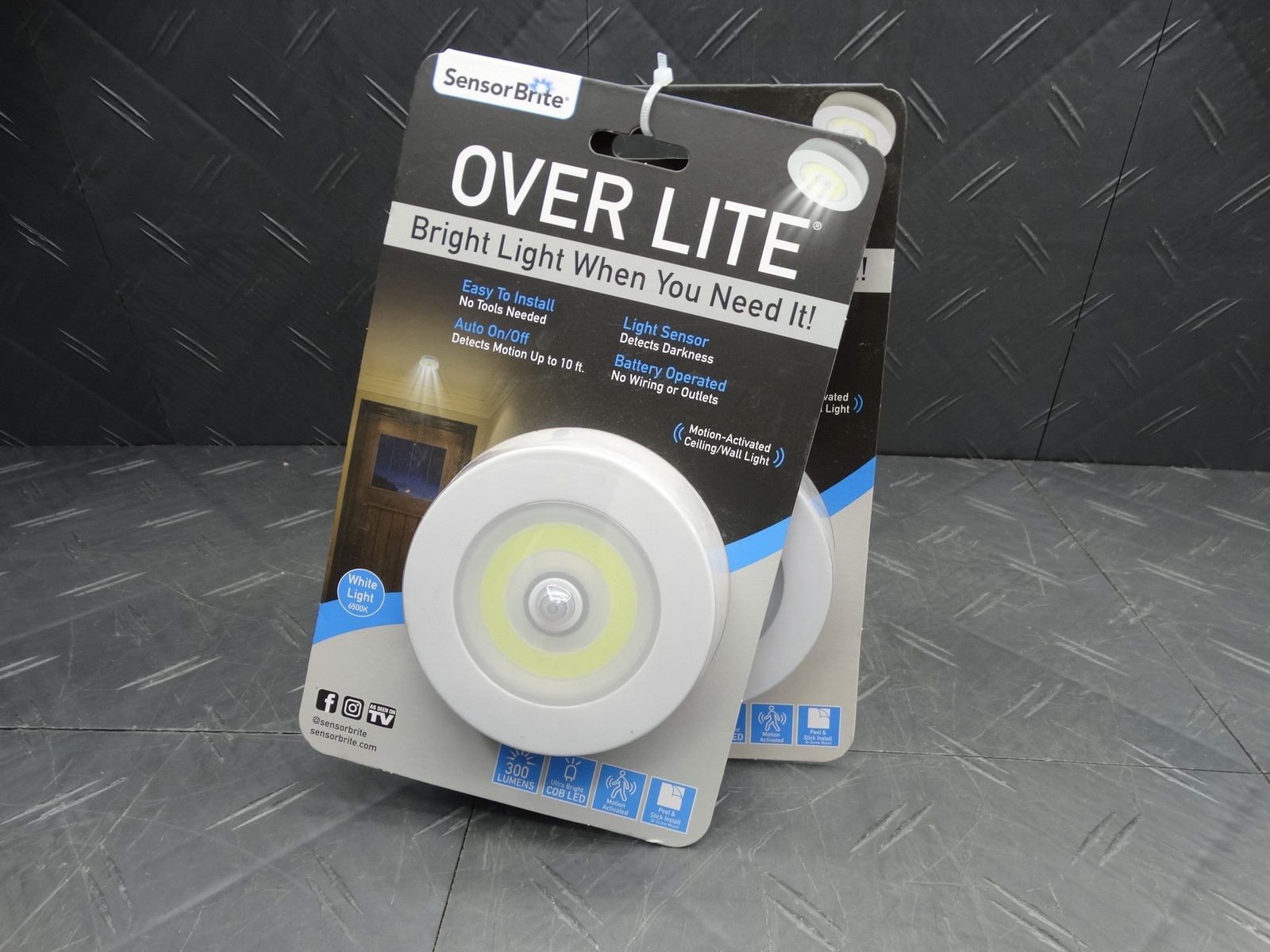Sensor Brite Over Lite Motion Activated LED Ceiling Light 300 Lumens (Lot of 2) gallery