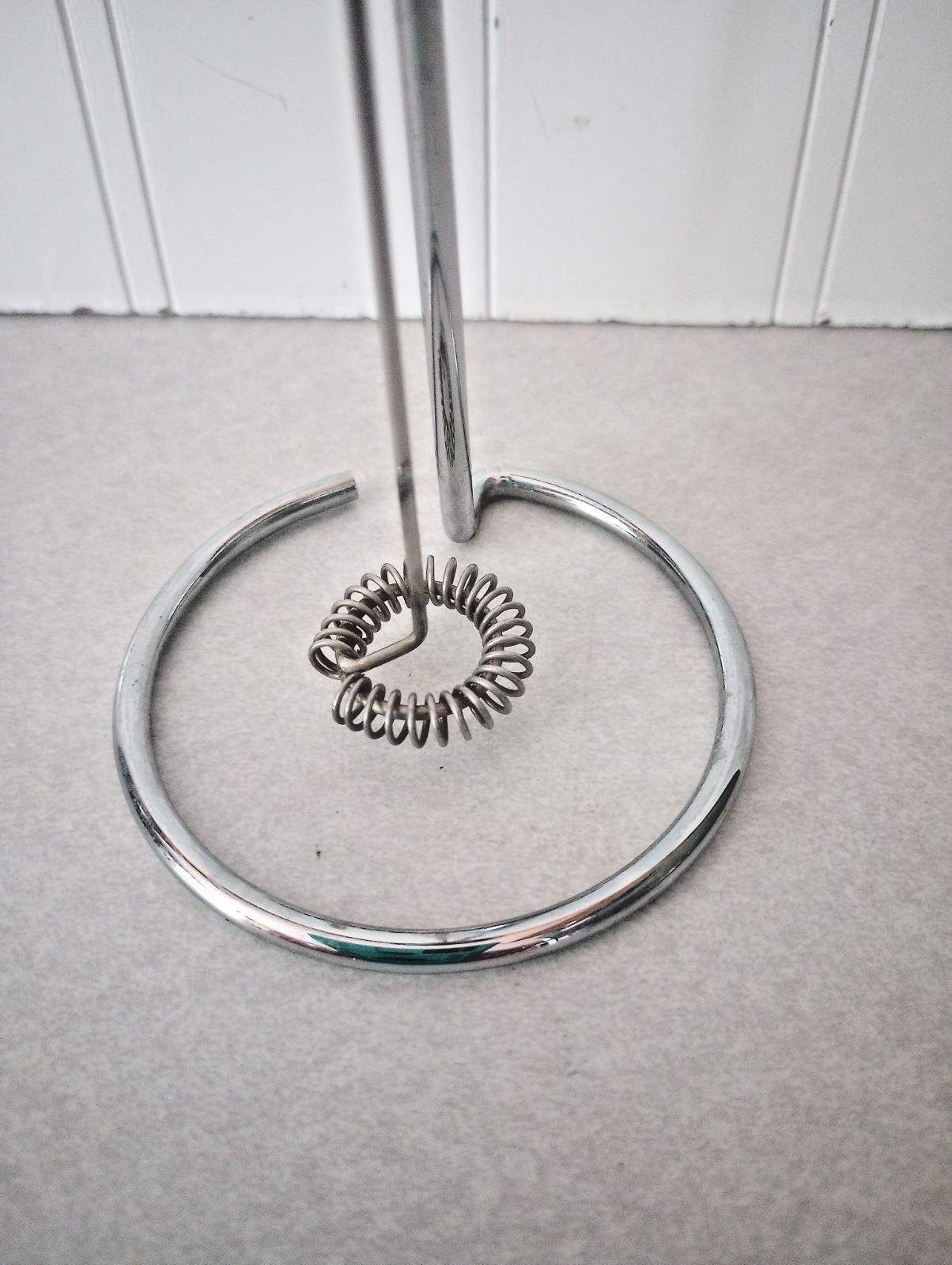 MILK FROTHER WITH STAND WORKS gallery