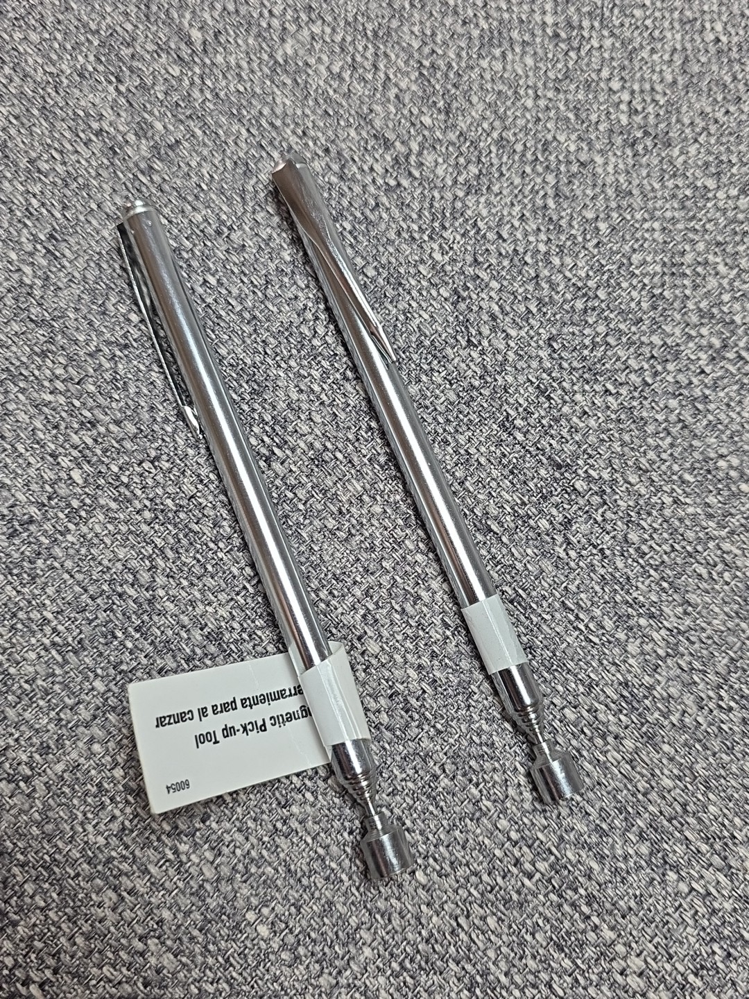 Sheffield 2 PC Magnetic Telescoping Pick-Up Tool Pocket Clip 2 Lb Sliver gallery