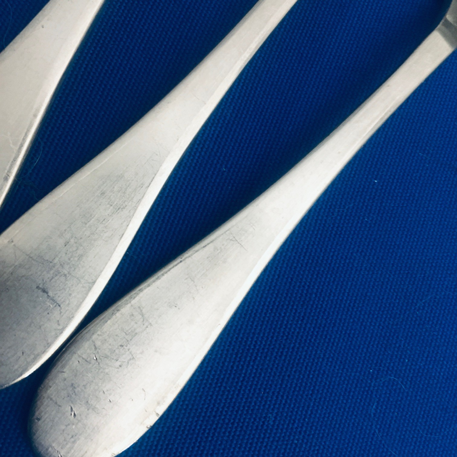 KNORK ORIGINAL STAINLESS 5 DINNER FORKS 4 TEASPOONS LOT 9 Pieces Priority Ship gallery