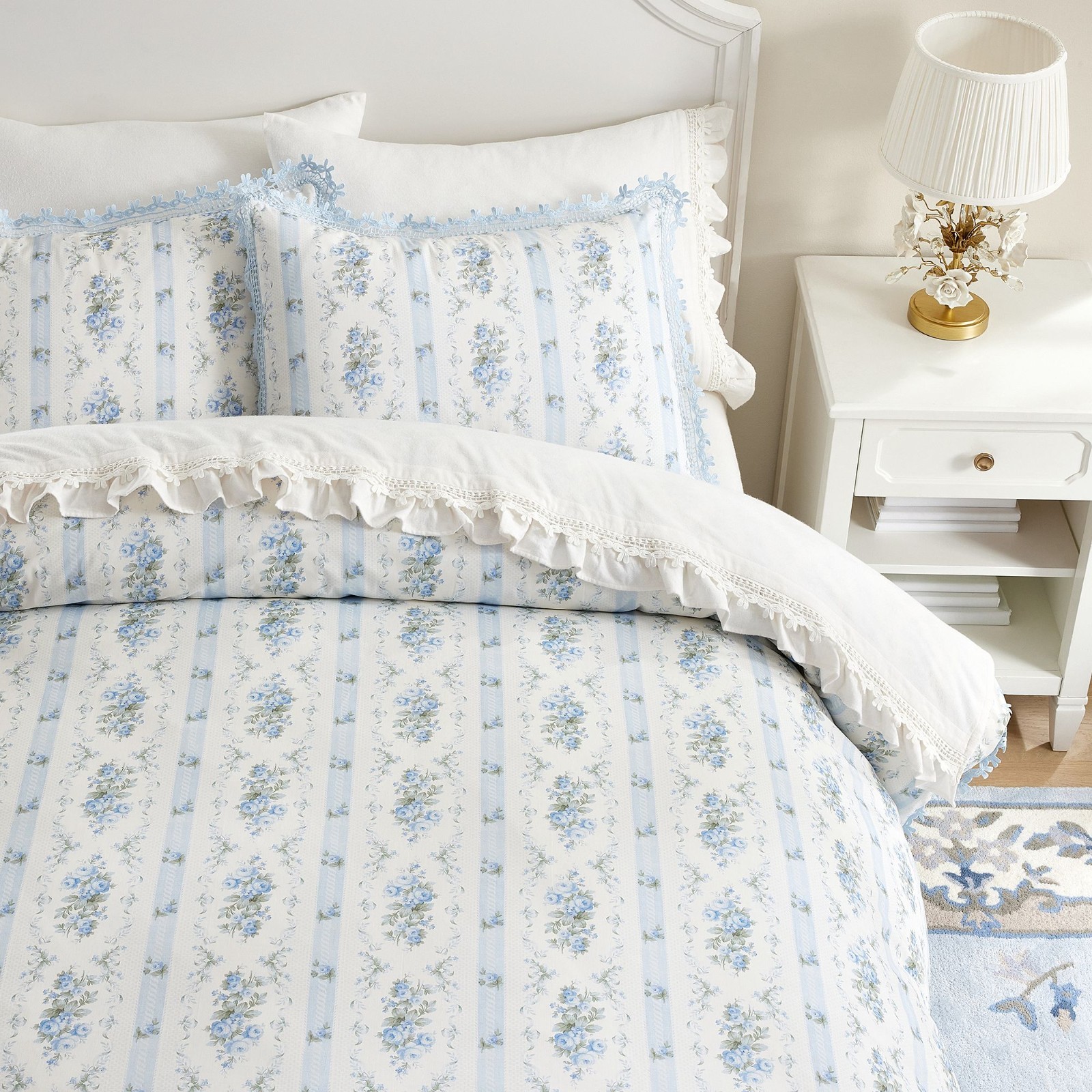 Pottery Barn LoveShackFancy Dreamy Days Duvet Cover - Blue/Ivory gallery