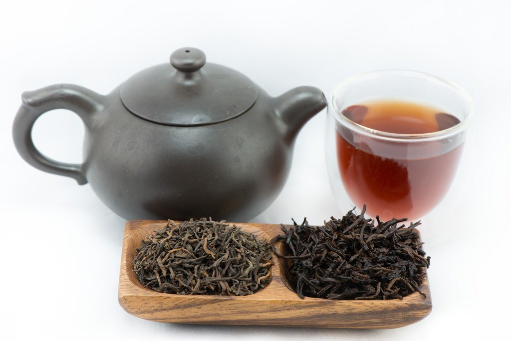 Pu-erh Tea 普洱茶 - 1 oz (28g) Sampler Size - Premium Loose Leaf gallery