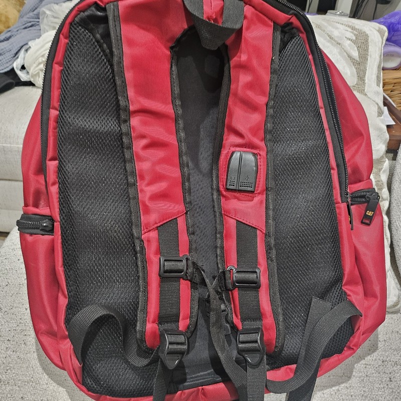 Caterpillar CAT Red Backpack USB Port Multiple Compartments Padded Straps 3