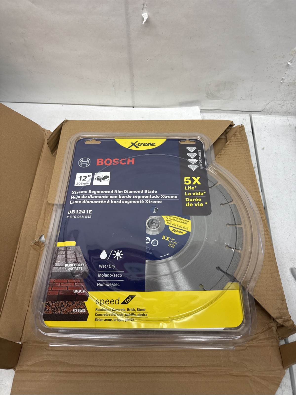 BOSCH DB1241E 12 in. Xtreme Segmented Rim Diamond Blade w/ 5/8 in. 7/8 in Arbor gallery