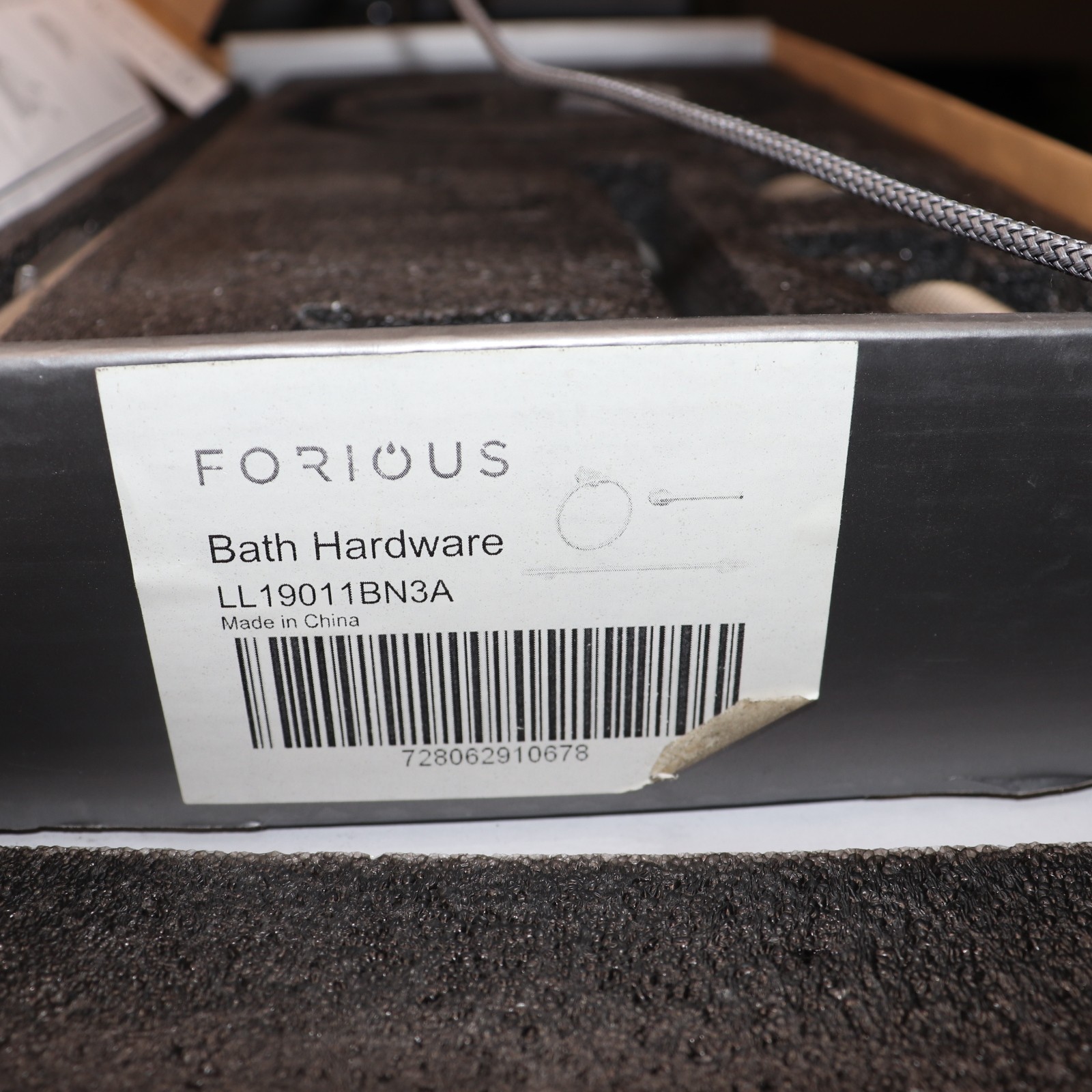 Forious Decorative Bathroom Hardware Set Zinc Brushed Nickel LL19011BN3A gallery